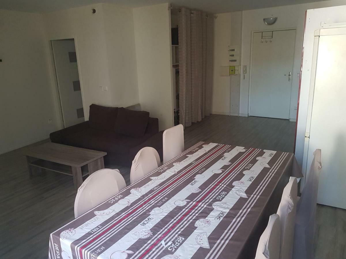 Ferienwohnung T3 Centre Lourdes Exterior foto